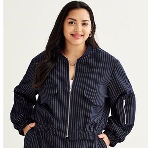SO® Cropped Pinstripe Bomber Jacket size M